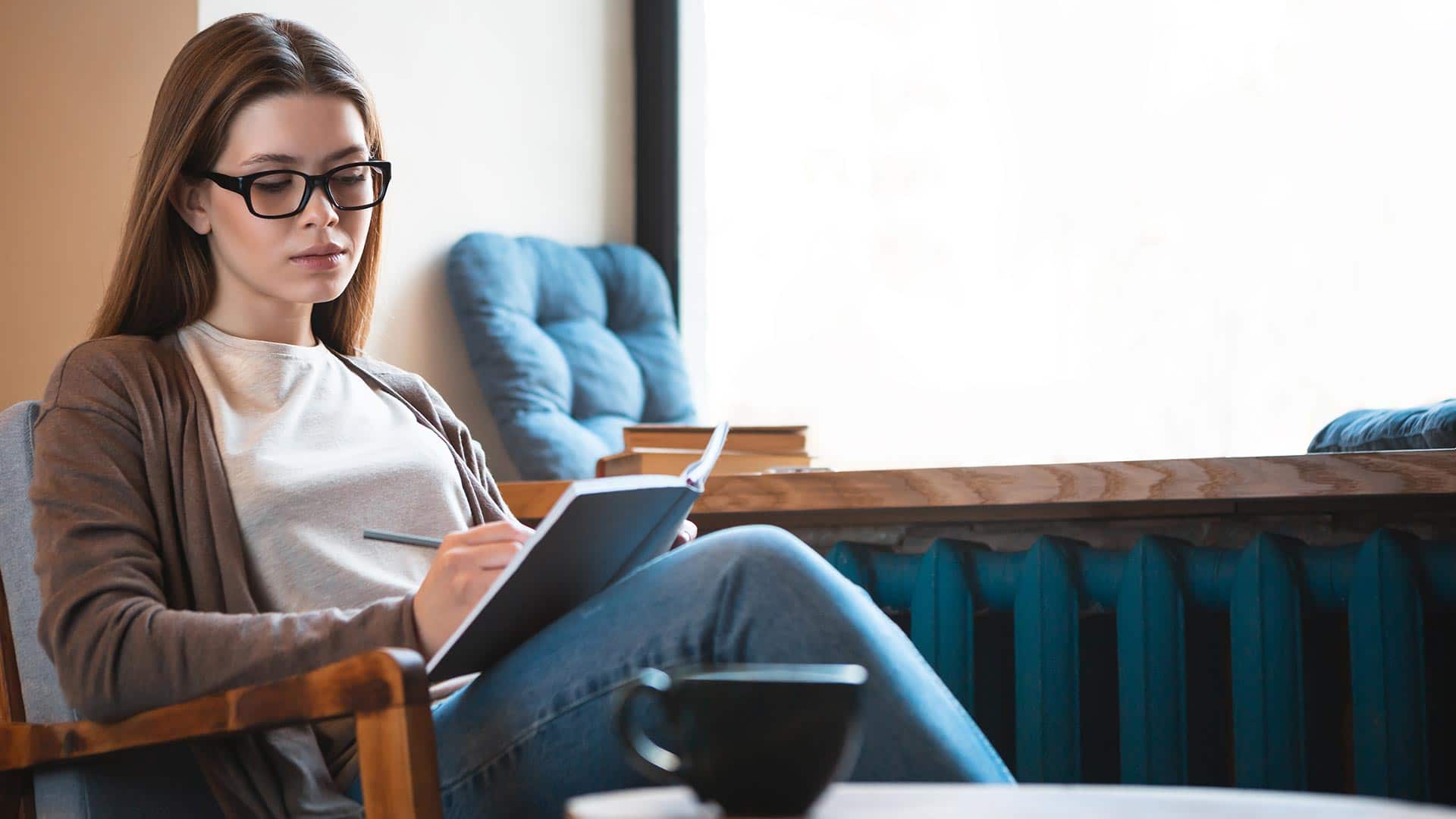 5 Easy Mindfulness Activities for Adults (to reduce stress and anxiety)